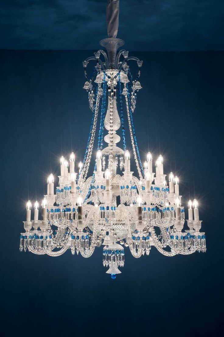 لوستر باکارات؛ انتخاب ایدهآل برای چه سبک خانه و دکوراسیون